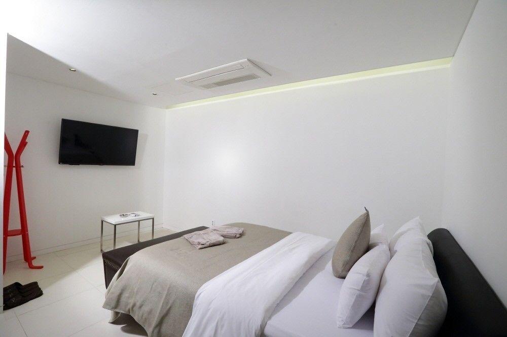 Hotel Myeongjak Chuncheon Exterior foto